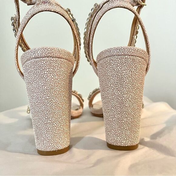 Badgley Mischka Tasmine Jeweled Heels Ankle Strap Pale Pink 7 NIB - Picture 9 of 10